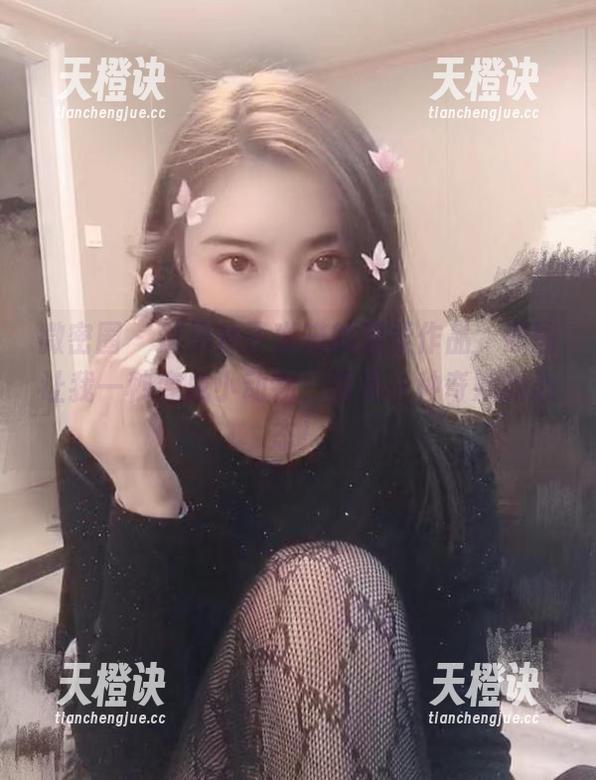 林子琳喵 微密圈 - 这是林子琳喵的温柔作品,原图让我一秒变成小动物,真是一种奇妙的心态!