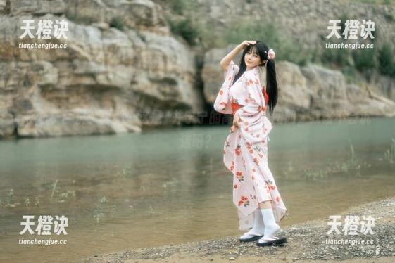 桜井宁宁 手机、舔屏、再舔…这是桜井宁宁的高清豹纹图册,我该不会沉迷吧?