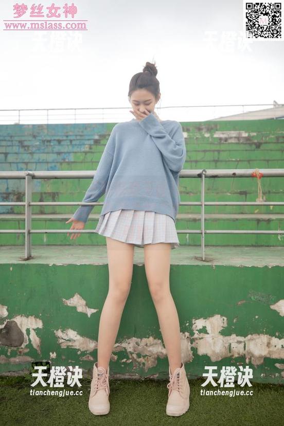 梦丝女神-王娇娇 梦丝女神 - 王娇娇的天台JK少女图集——就问哪位心肝宝贝没被“高处”的气息吸引过?