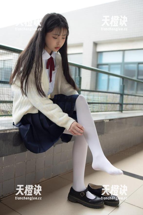 森萝财团 果然是森萝财团,高清作品总是带点魔力,春雪的气息扑面而来,让我忍不住想多看几眼。