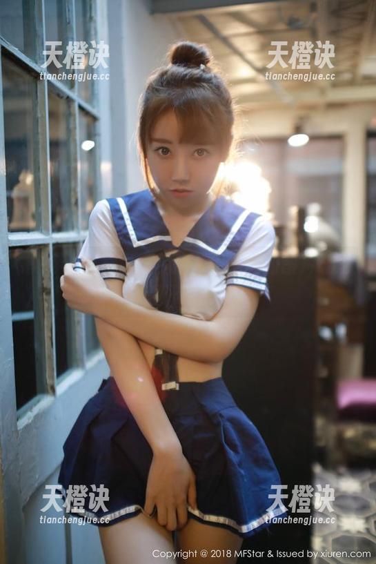 模范学院-周于希 模范学院 - 黑丝加持,周于希的图片让屏幕都开始窒息?