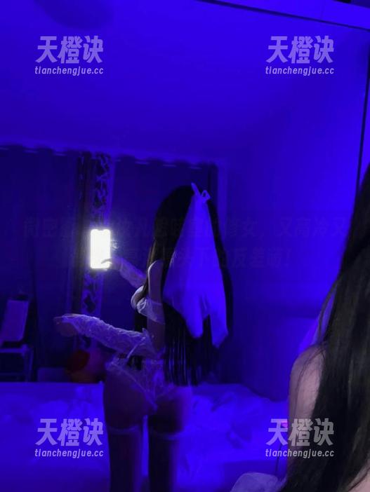 微密圈 - 沈汝凡超哇塞的修女，又高冷又俏皮，高清镜头下的反差萌！