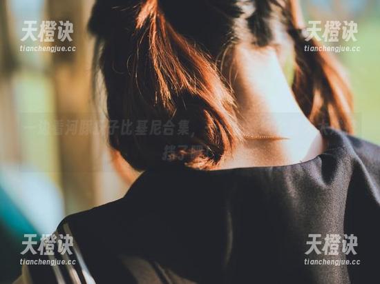 一边看河豚抚子比基尼合集，一边想：这个夏天太难抵挡了吧！