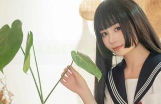 爆机少女喵小吉的裤里丝奇遇：精选图包让你心里乐开了花！
