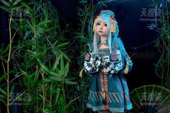爆机少女喵小吉 看!爆机少女喵小吉与姐姐,精选写真集如同一场欢乐的播报!