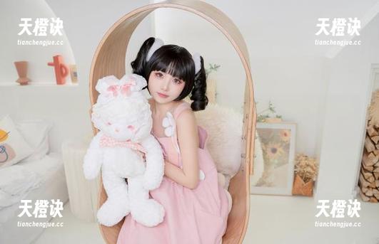 爆机少女喵小吉的瑜伽壁纸，只有你想不到的体式，没想到都在这儿！