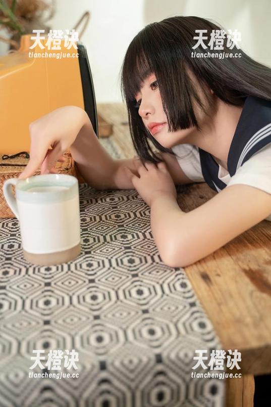 爆机少女喵小吉 当家政服务遇上宅男,爆机少女喵小吉最新写真集来袭!