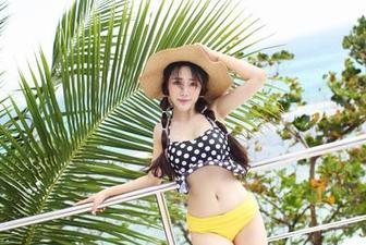 爱蜜社 – 完全震惊！原图中的Angela小热巴用这一件白衬衫武装自己，不小心把我给闪瞎了。