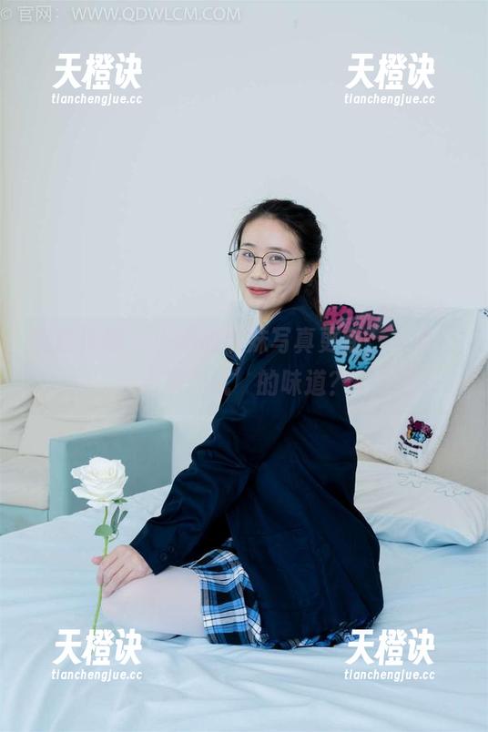 物恋传媒-小晴 物恋传媒 - 小晴的学妹写真更新,有点‘心理测试’的味道?