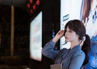看到玉汇yuuhui的私房写真才明白，原来“爱心关怀”也可以这么撩人。
