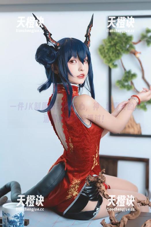 一件JK制服牵动万千心，神楽坂真冬的高清写真你不能错过！