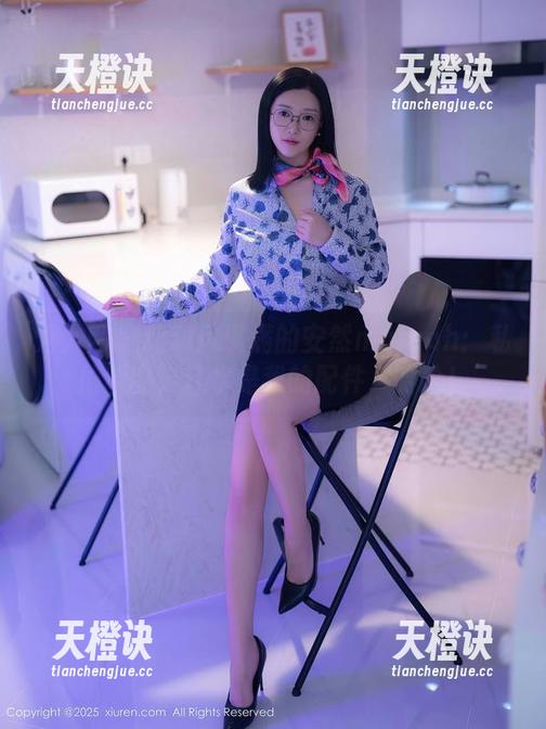 秀人网 - 运动风满满的安然maleah：私拍原图，汗水是我的配件，哈哈！