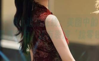 秀人网 – 是小逗逗在线：美图中的泰国不只是秀照片，还有表演‘找零钱’