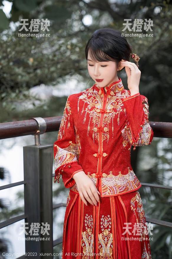 秀人网-杏子Yada 秀人网 - 杏子Yada的最新图集确实高冷女王,但怎么看都有点懵逼?