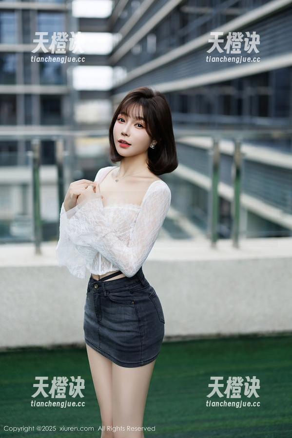 秀人网 - 王婉悠Queen的和服写真：我是不是多看了一眼？