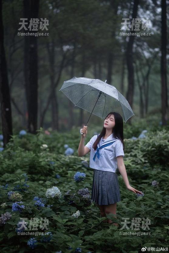 秋山AkI 秋山AkI狂三图集精选:每一张都是个迷,脑海转了个圈!