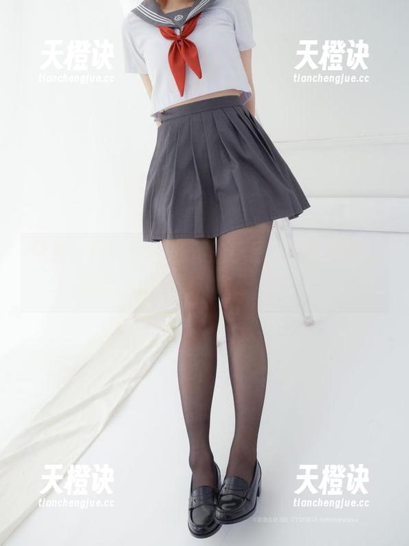 紧急企划-小恩 紧急企划 - 值得收藏的小恩&眼镜原图,果断把“惊艳”收于小本本!