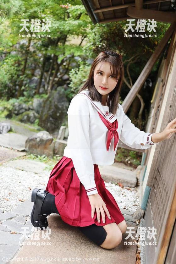 美媛馆-唐琪儿il 美媛馆 - 唐琪儿il的厨房写真:这么好看,网盘里必收藏