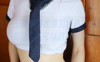 美媛馆 – 王馨瑶的比基尼作品，让你觉得美图原来可以这么俏皮