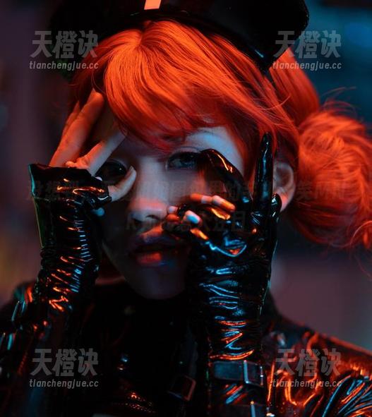芊川一笑MNK 没想到,恶魔姐姐图包里的芊川一笑MNK如此惹人注目