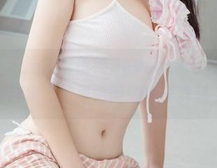 菠萝社 – 漫游柳侑绮Sevenbaby的秘书原图合集，忙里偷闲的样子真迷人。