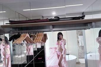 微密圈 – 你见过柴犬摇尾巴，但你见过葛征双马尾合集吗？