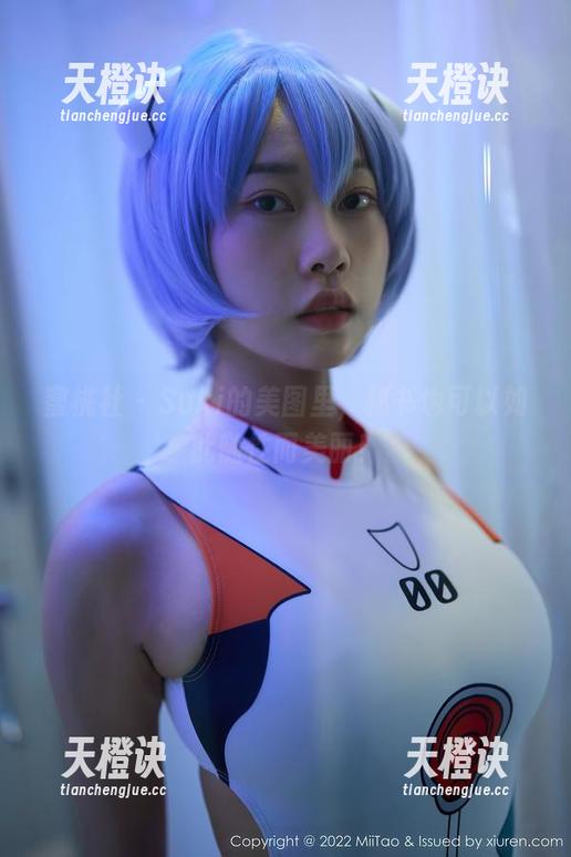 蜜桃社-Suki 蜜桃社 - Suki的美图里,秘书也可以如此随性而美丽!