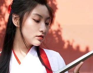 蜜桃社 – 绯月樱-Cherry的学妹：高清写真，这种可爱低调得让人想当学弟！