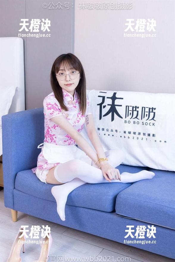 袜啵啵-稚予 袜啵啵 - 稚予和她的两双长靴在套图中开启九天揽月模式,不可小窥!