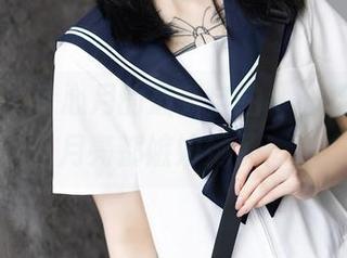 语画界 – 梦心月的最新自拍，谁能想到连月亮都嫉妒她了！