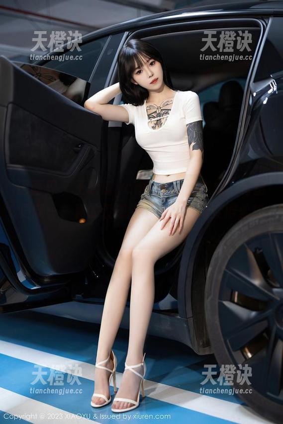语画界-王馨瑶yanni 语画界 - 王馨瑶yanni的瑜伽时刻,套图更新——真的没想到下肢就这样变得柔软了!