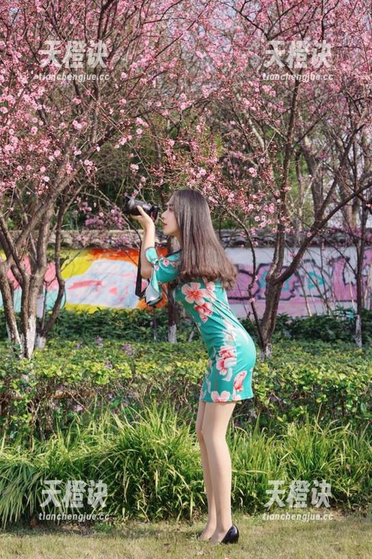 微密圈 - 毫无意外的辣妈女神，浴室里的原图高清镜头这姿势可真会性感