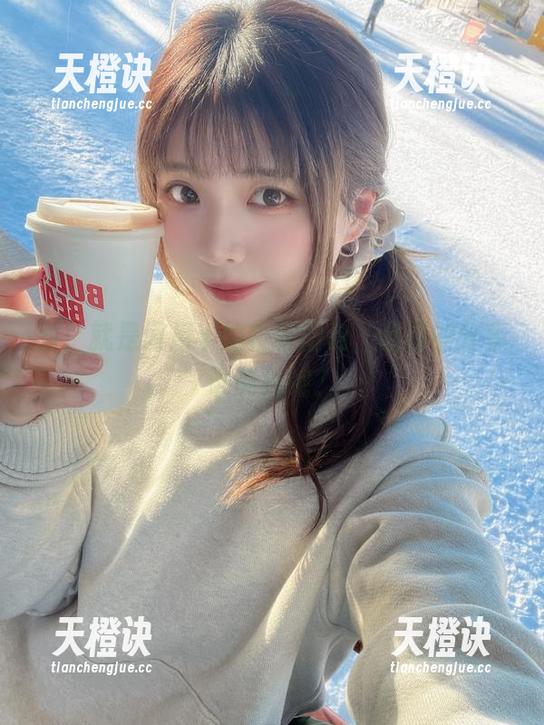 闪月半 对!就是闪月半的校服图包,这样的分享谁能拒绝?