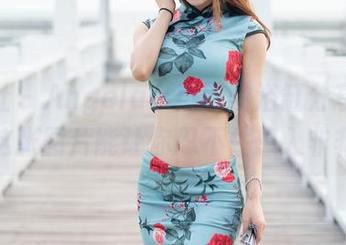 魅妍社 – Angela小热巴的浴缸分享——这张图片能让你忍不住想入非非