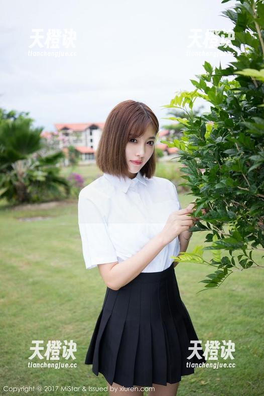 魅妍社-Ashely丽丽 魅妍社 - Ashely丽丽的天台探险套图,分享一场撞墙的小趣味!