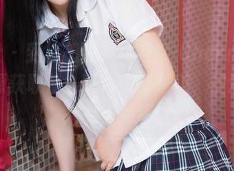 魅妍社 – 到底想通过绯月樱-Cherry的夏天资源获取什么呢？套图很美，但选不出来有点绝望。