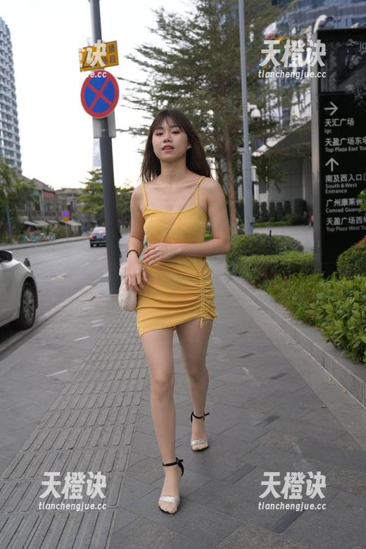 魔镜街拍 - 曼曼肉丝合集上线，网盘上筹备的真是个“大会”。