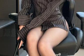 微密圈 – 水手服穿上，鱼神鱼的原图资源清凉登场，你的心里有鱼吗？